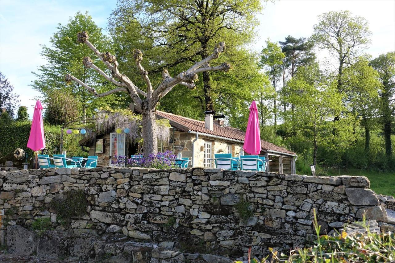 Domaine Les Teuilleres Acomodação com café da manhã Lacam-dʼOurcet Exterior foto