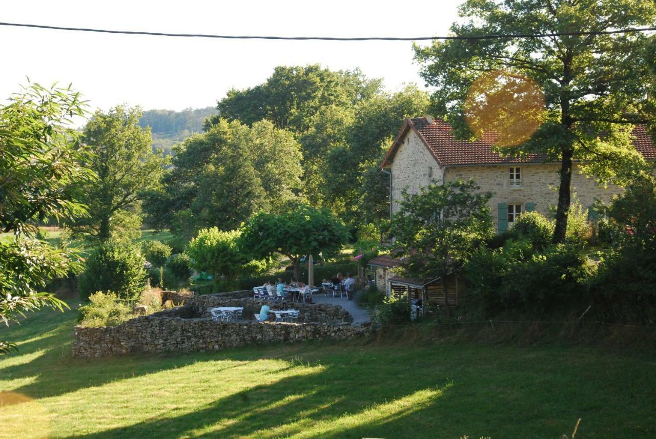 Domaine Les Teuilleres Acomodação com café da manhã Lacam-dʼOurcet Exterior foto